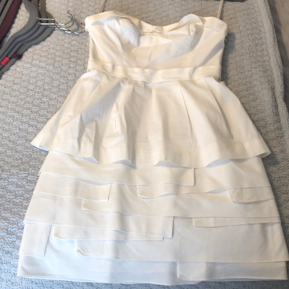 EUC layered white BCBG MAX dress 2